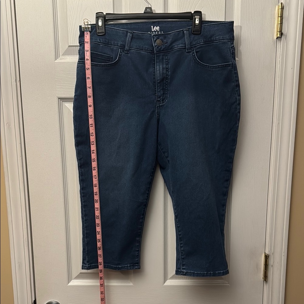 Lee Women's Blue Jeans Capris